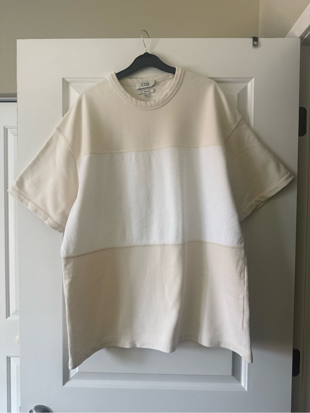 COS Colorblock Short Sleeve T-Shirt in Cream and White